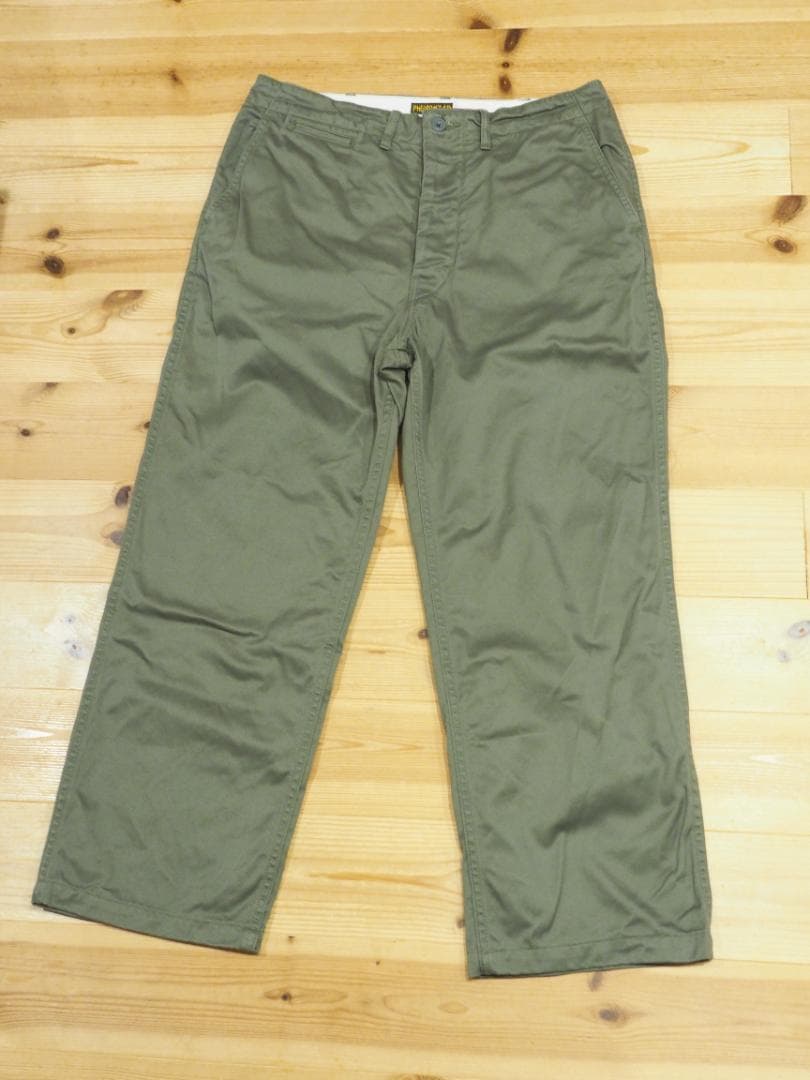 フェローズ　チノパン　オリーブ