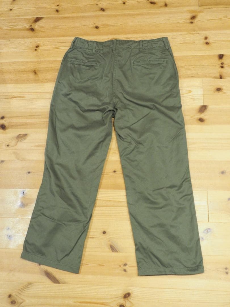 フェローズ　チノパン　オリーブ