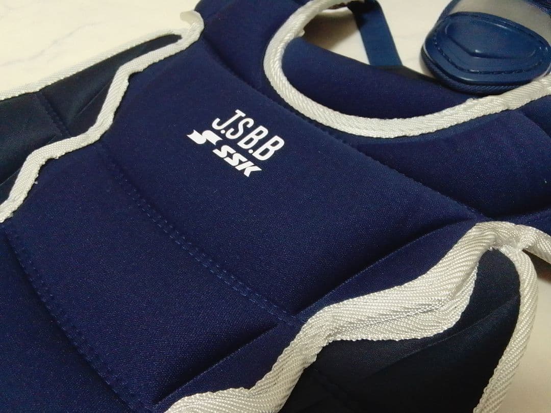 ジ*西様 美品 SSK 少年野球 キャッチャー防具 軟式 レガース プロテクター