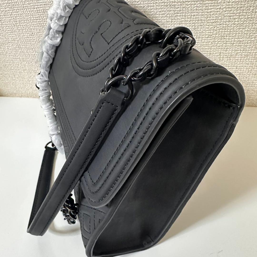 【新品】トリーバーチFLEMING MATTE CONVERTIBLE 肩掛け黒