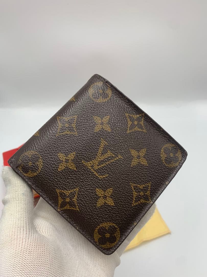 ルイヴィトン モノグラム 二つ折り財布 ポルトフォイユマルコ