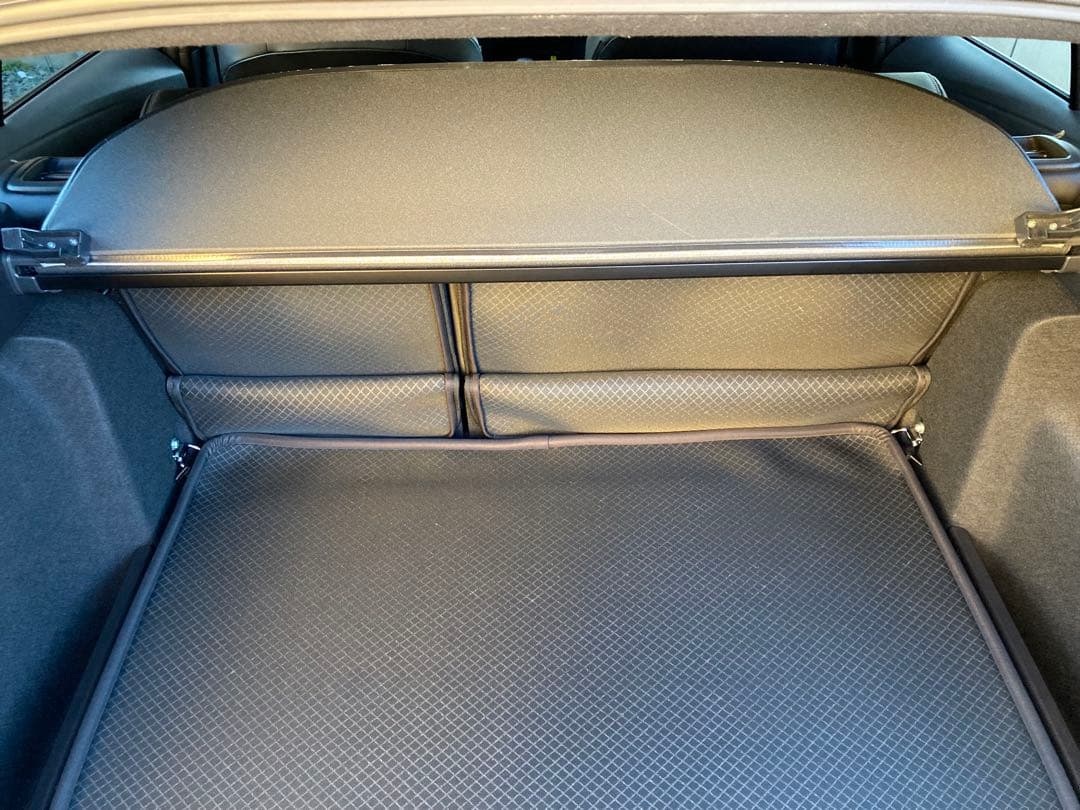 カローラツーリング 純正オプション トノカバー