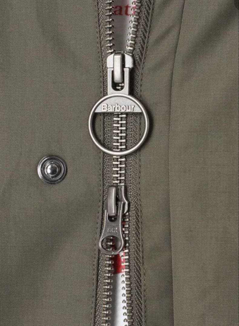 Barbour別注ベスト