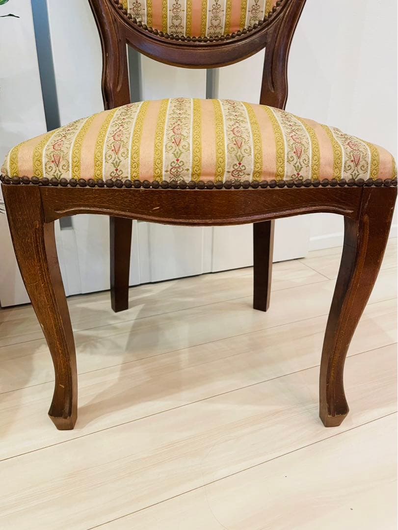 送料込み　アンティーク　椅子　ロココ朝　ゴシック　ダイニングチェア