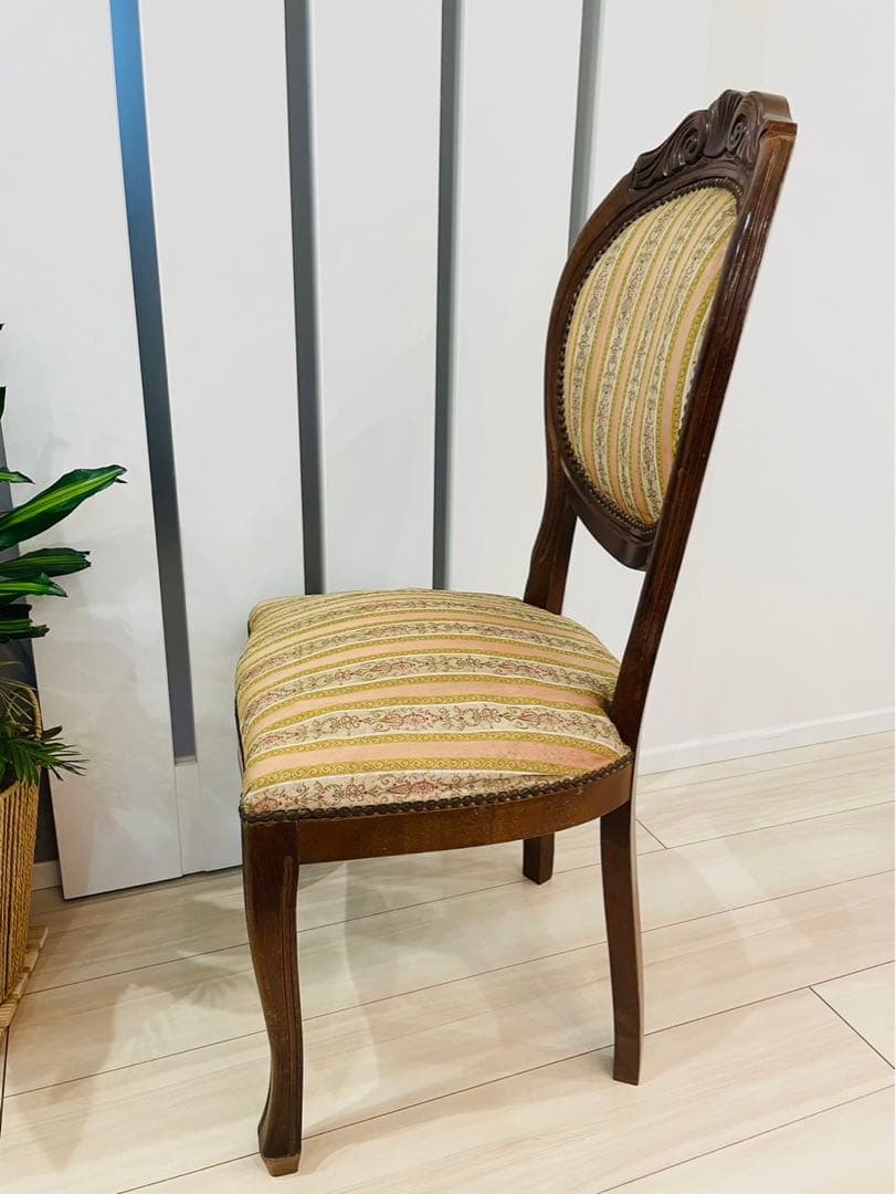 送料込み　アンティーク　椅子　ロココ朝　ゴシック　ダイニングチェア