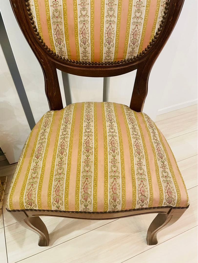 送料込み　アンティーク　椅子　ロココ朝　ゴシック　ダイニングチェア