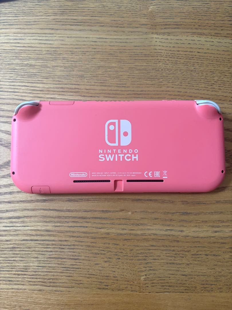 yuchan専用　Nintendo Switch Lite コーラルピンク