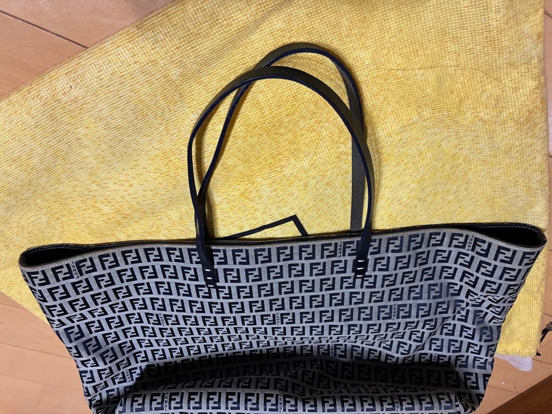 ⭐︎未使用品⭐︎FENDI ズッキーノ　トートバッグ　キャンバス　肩掛け　保管袋付