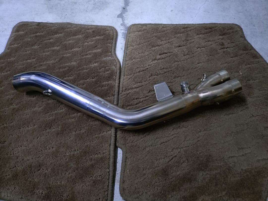 MT-09 RN69 AKRAPOVIC レーシングライン 取り付けキット付き