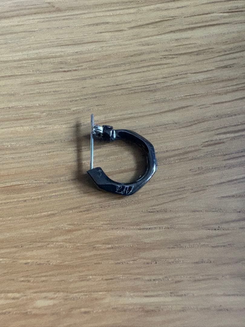 【直営店舗限定】クロッシングピアス/シティポップ/ブラック/シルバー925