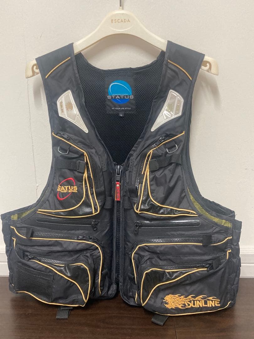 STATUS ライフジャケット Lサイズ 黒/金