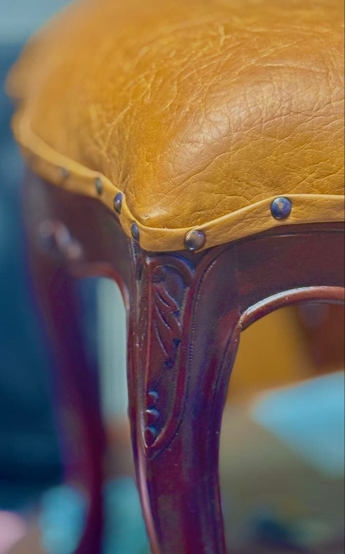 お値下げ！　最後の一脚　マホガニー　ロココ調　猫脚スツール　PVCブラウン　新品