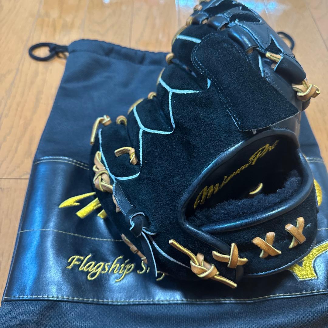 Mizuno Pro 投手用ヌバックレザー