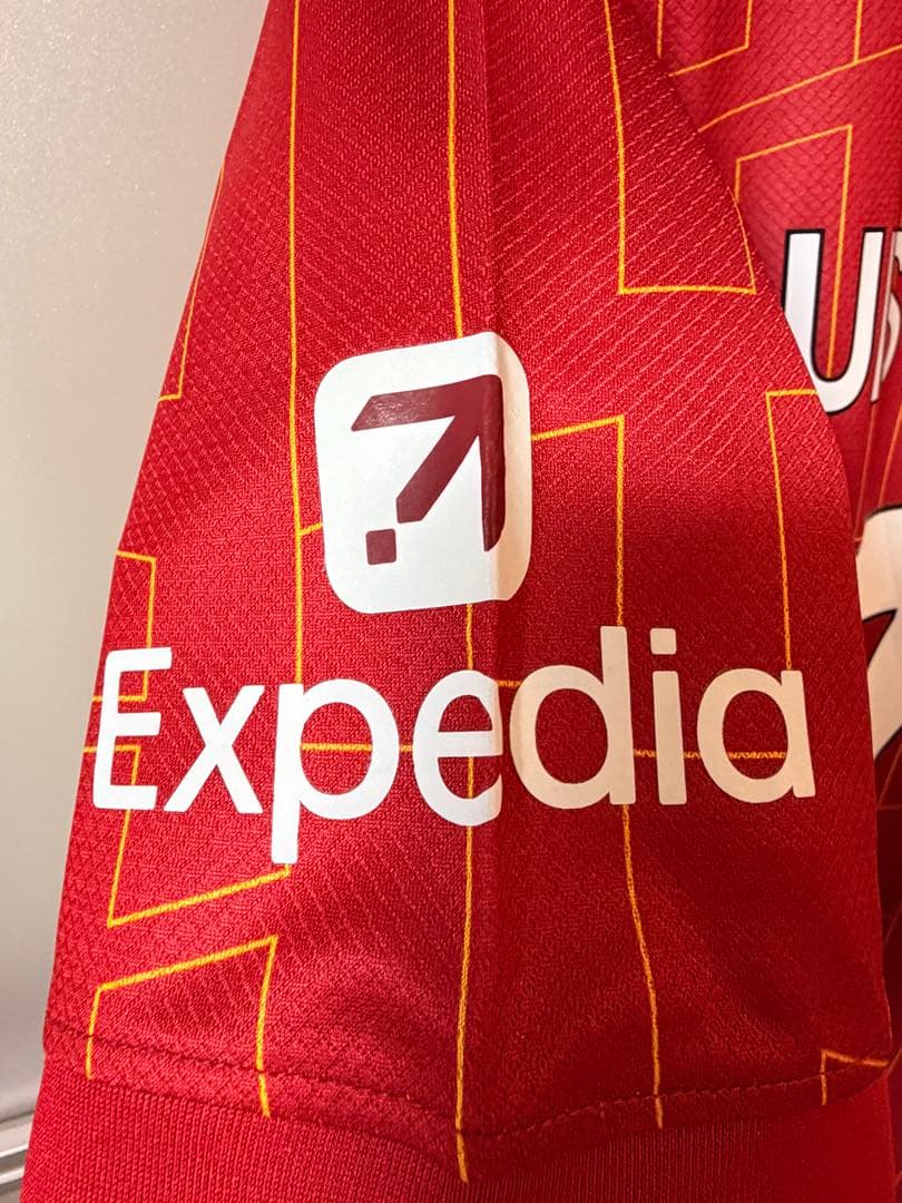 リバプール ルイス・ディアス 7番