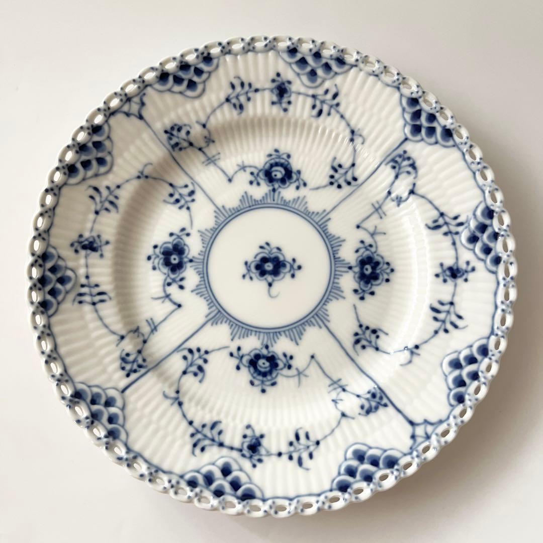 ロイヤルコペンハーゲン ブルーフルーテッド フルレース プレート1枚