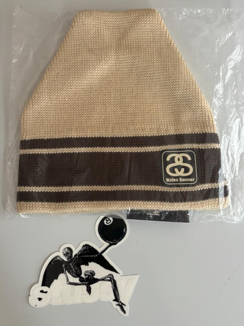 STUSSY WALES BONNER BEANIE ステッカー付き