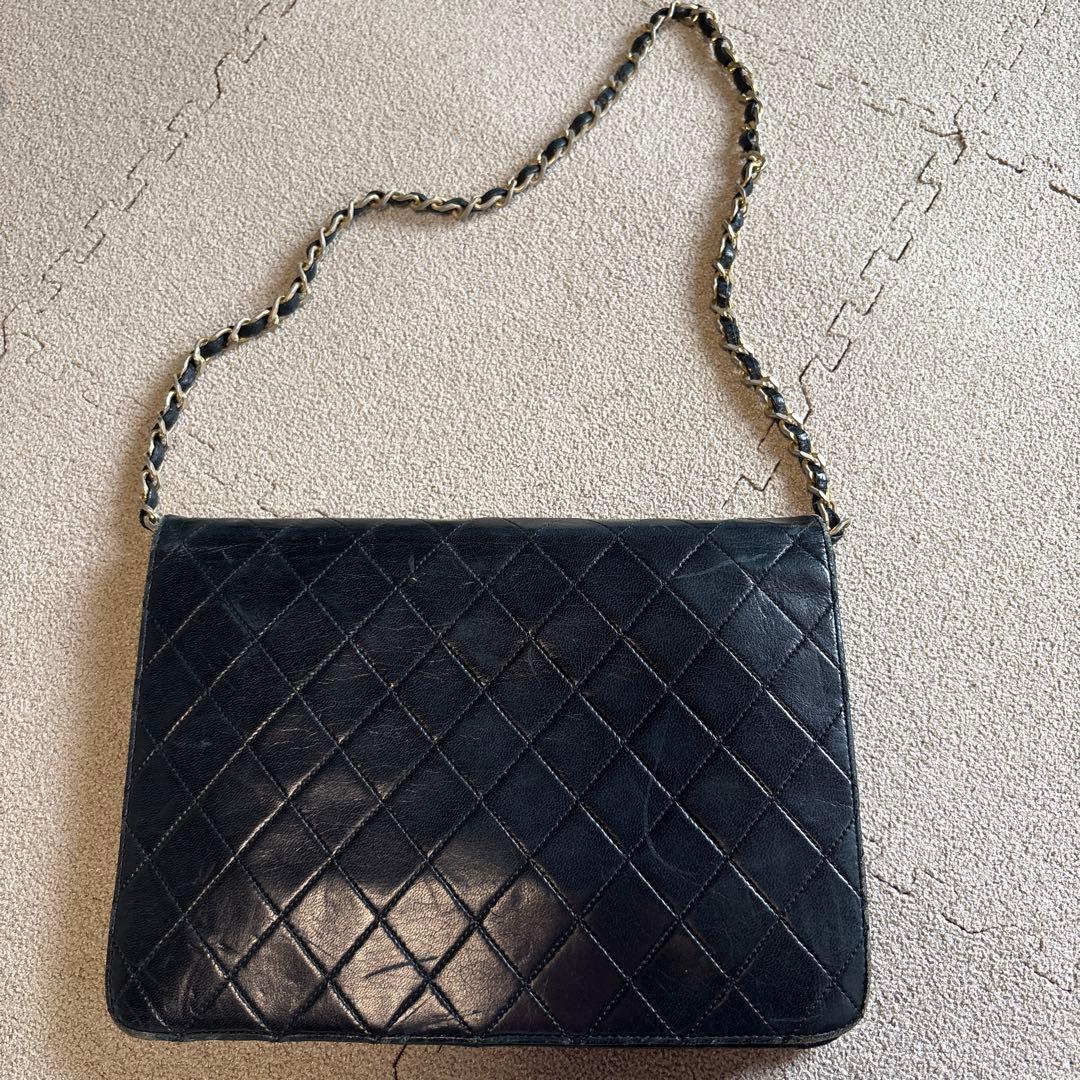 CHANEL ブラック クラッチバッグ