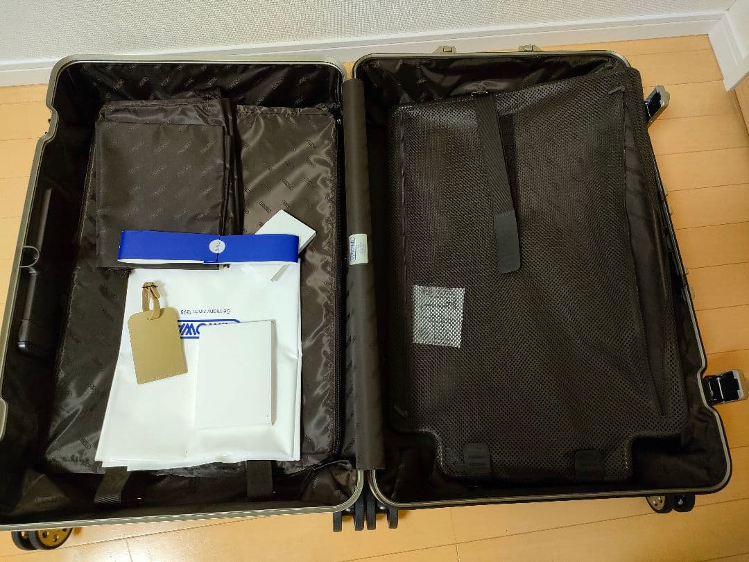 リモワ トパーズ 78L チタニウム ORIGINAL 値下げ不可