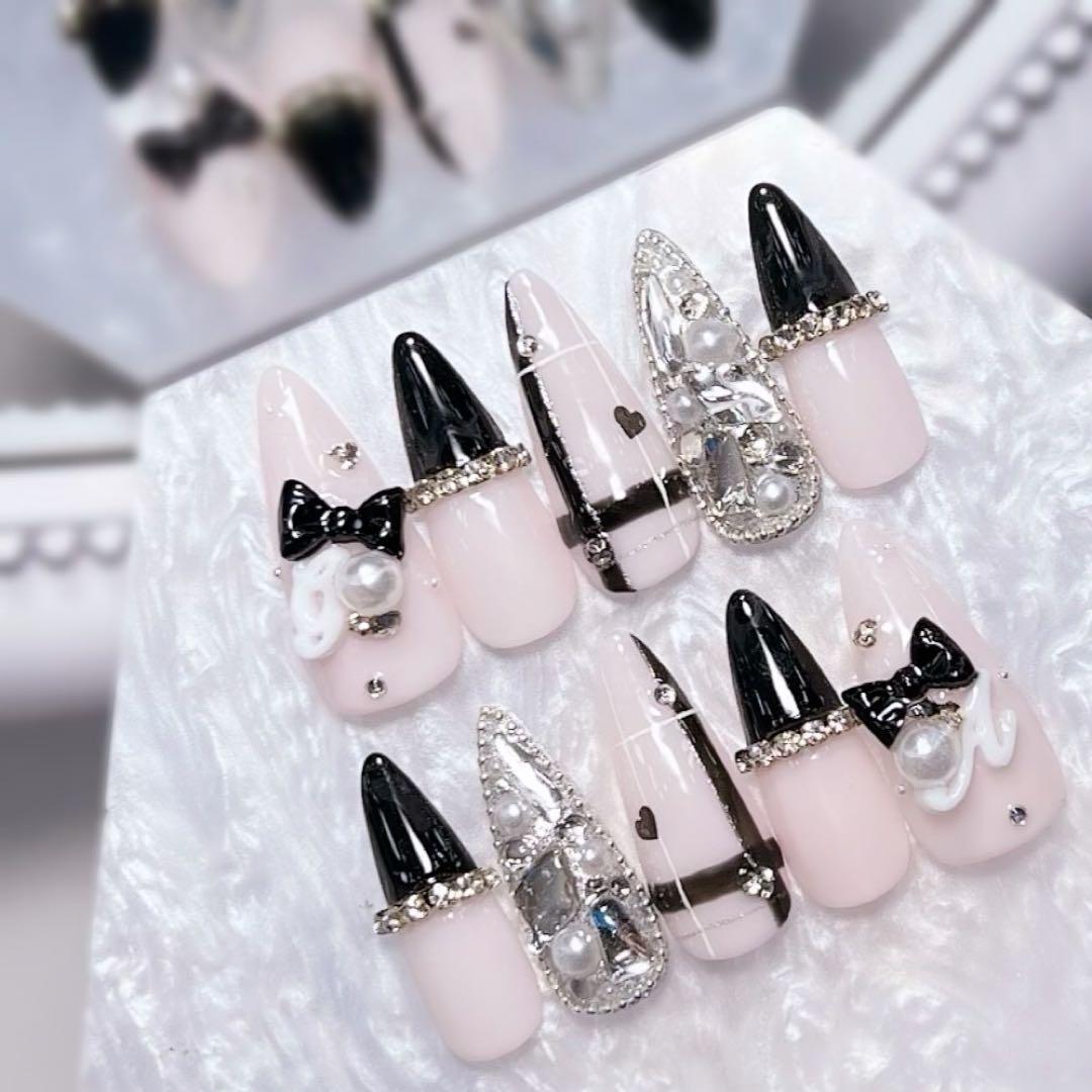 ネイルチップ 量産型 チェック柄 黒 シンプル ワンホンネイル リボン ハート