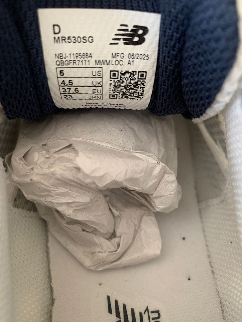 New Balance530 ランニングシューズ ホワイト/ネイビー