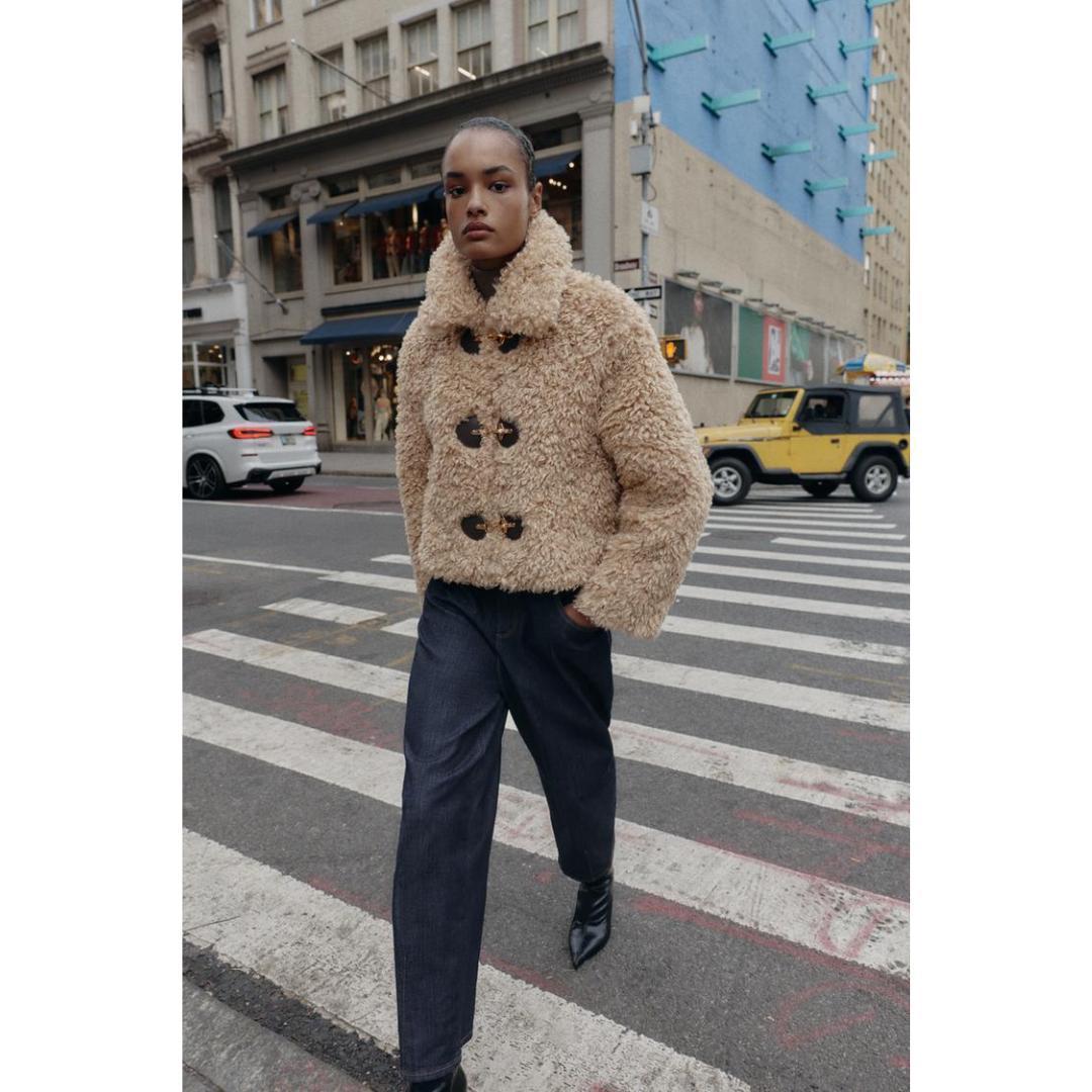 新品 ZARA トグルボタン フェイクファージャケット