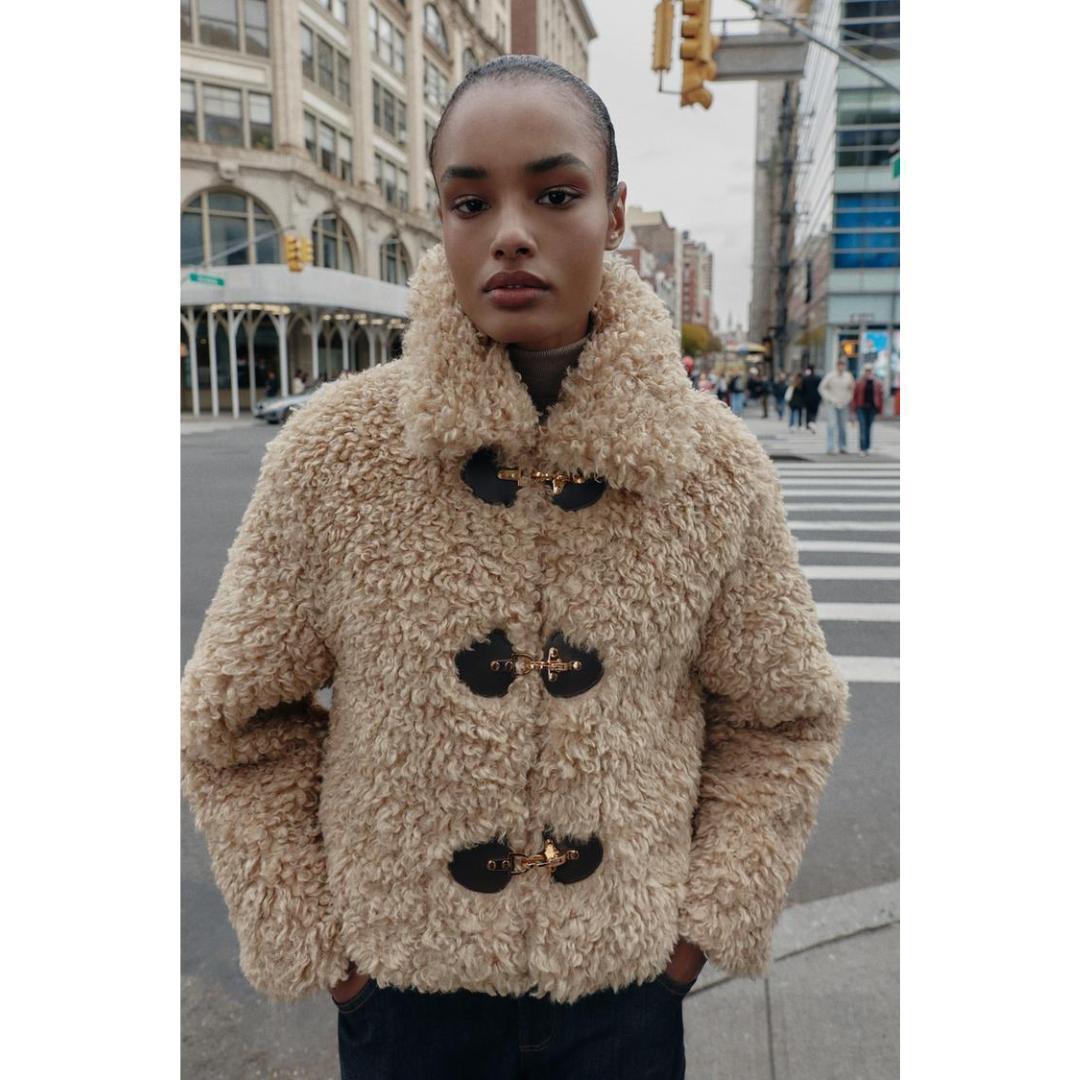 新品 ZARA トグルボタン フェイクファージャケット