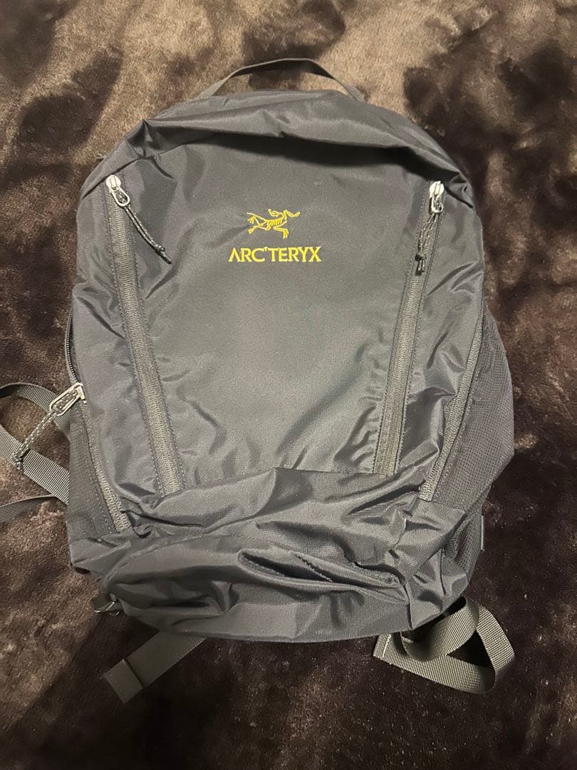 ARC'TERYX ブラックバックパック　Mantis 26