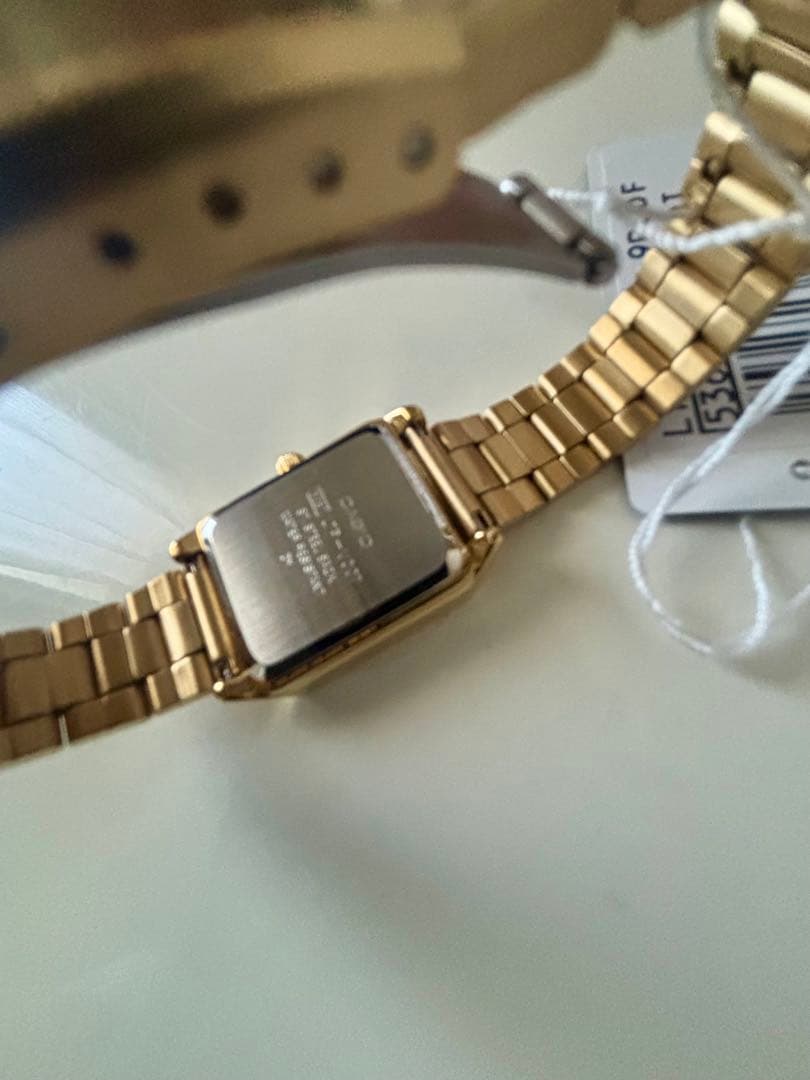 CASIO カシオ　LTP-V007G-9B ゴールド　腕時計　レディース