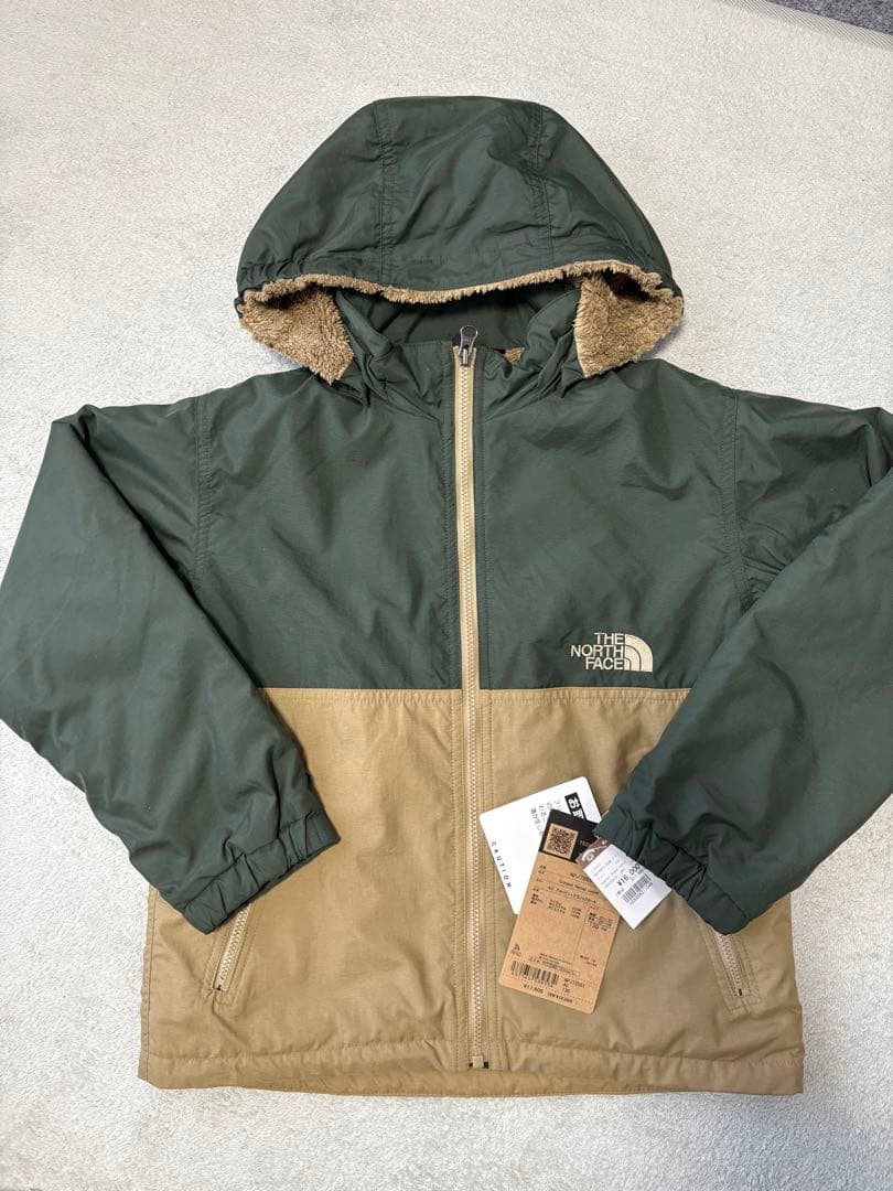 新品未使用タグ付ノースフェイスコンパクトノマドジャケット2025新作カーキ130