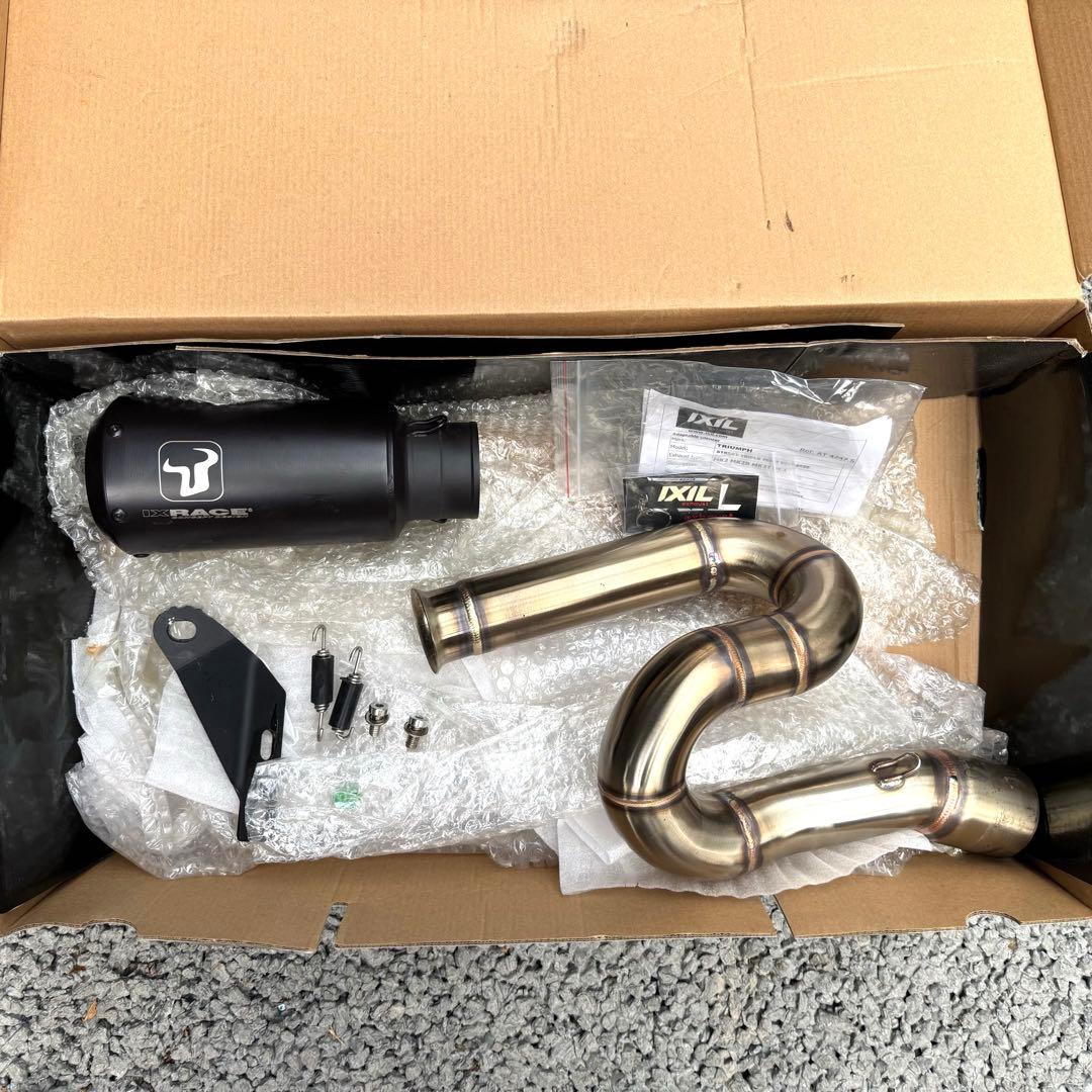 IXRACE MK2B トライアンフ　ストリートトリプル スリップオンマフラー