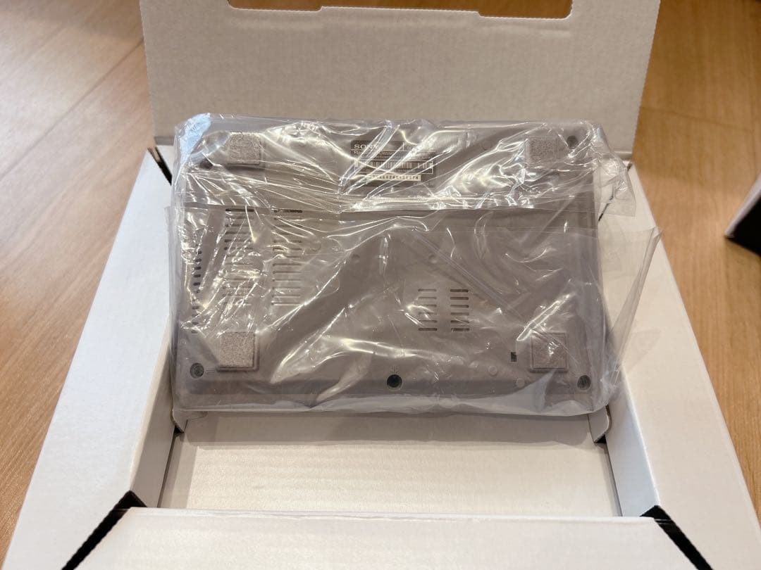 プレイステーションクラシック【外箱以外未開封】