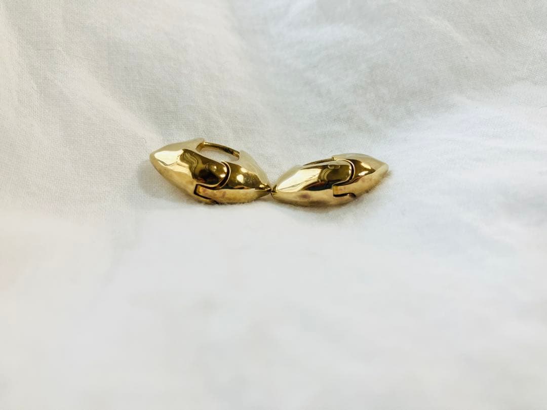 R. ALAGAN TINY BAUM HOOPS ララガン　ピアス