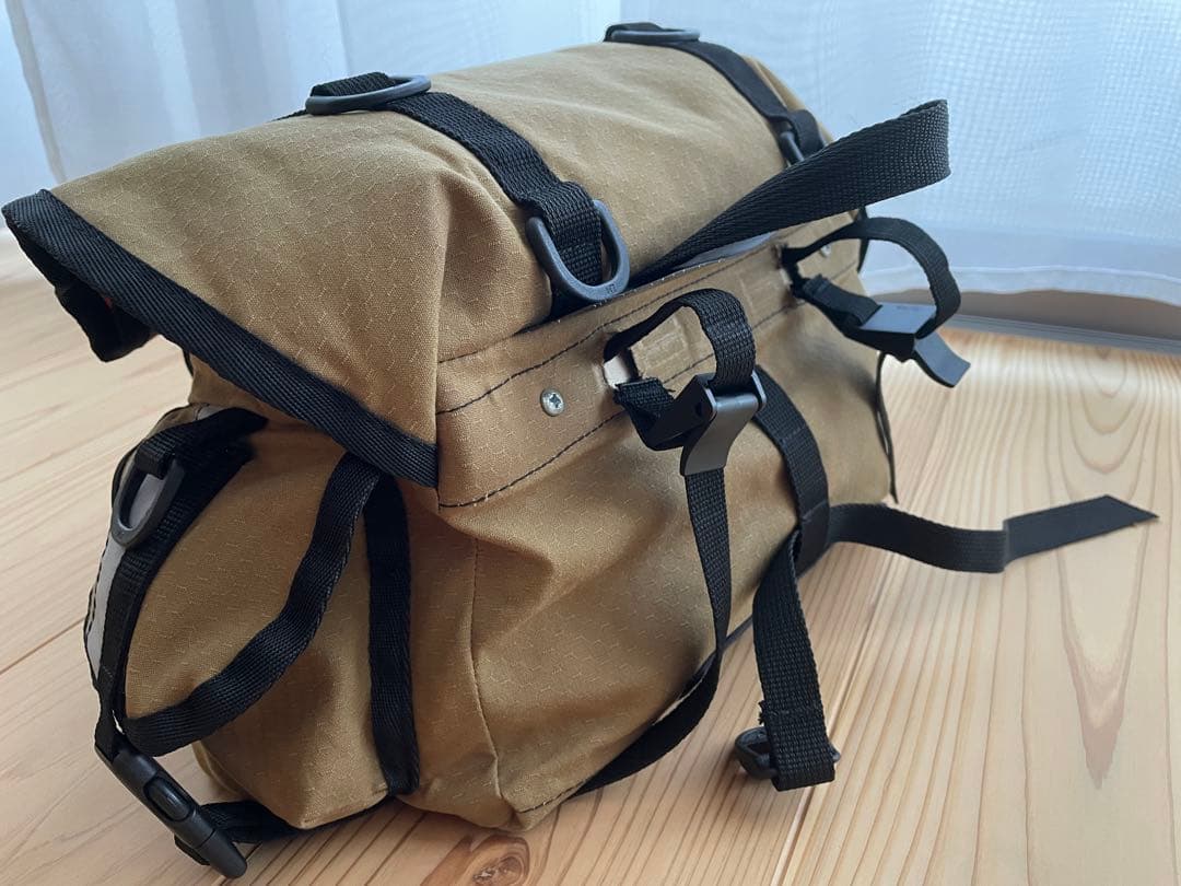 【限定色】キャラダイス カンブリアン サドルバッグ