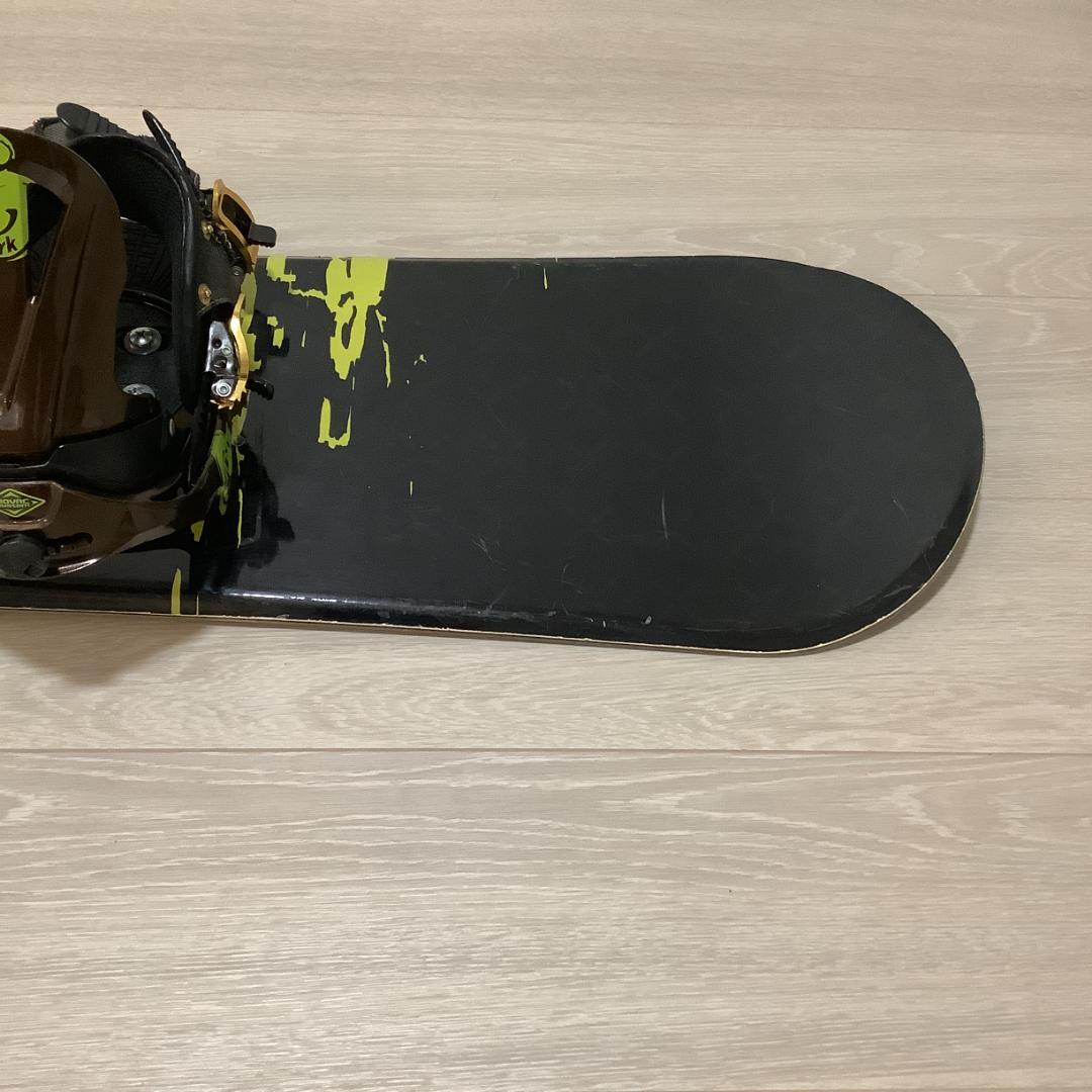 045 IGNIO 150cm メンズスノーボード 初心者やグラトリ向き