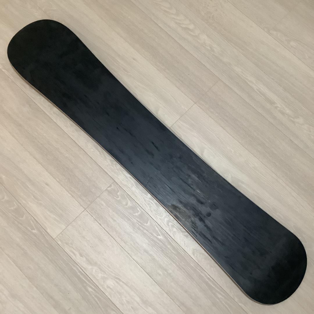 045 IGNIO 150cm メンズスノーボード 初心者やグラトリ向き