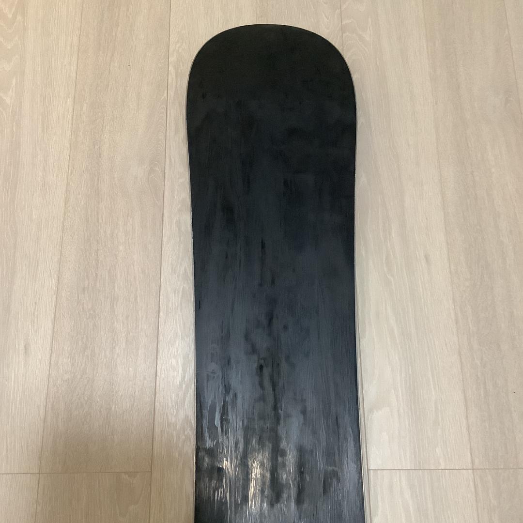 045 IGNIO 150cm メンズスノーボード 初心者やグラトリ向き