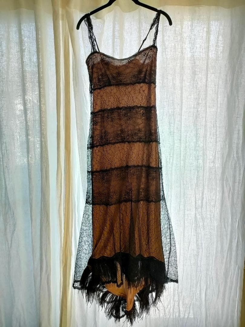 レア　betsey ベッツィージョンソン NY 総レース×フェザー付ロングドレス