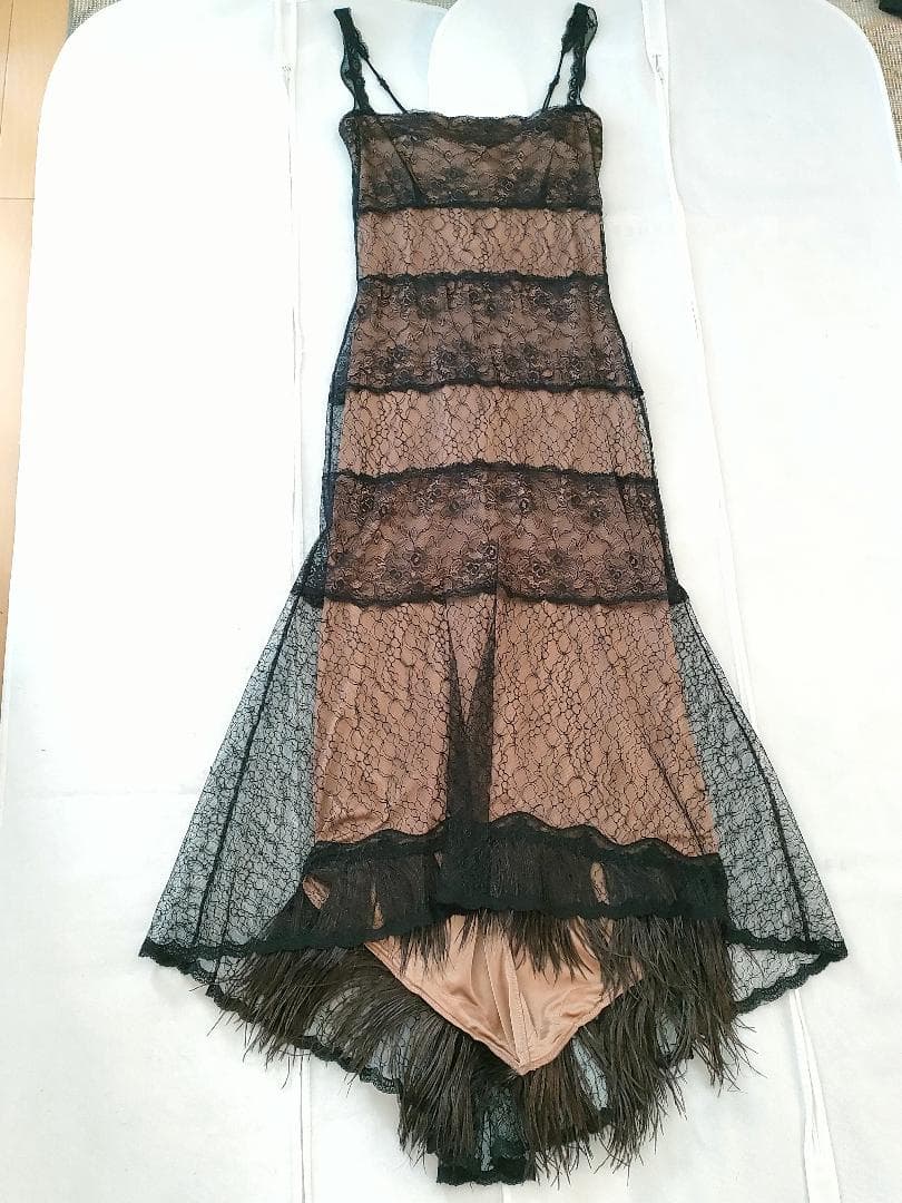 レア　betsey ベッツィージョンソン NY 総レース×フェザー付ロングドレス