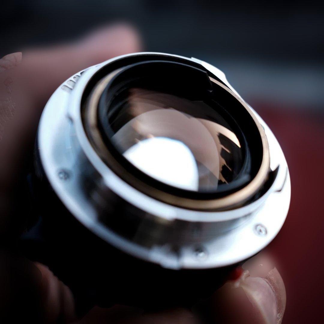 フィルムカメラ Leica Summicron-M 35mm v4 \"King of Bokeh