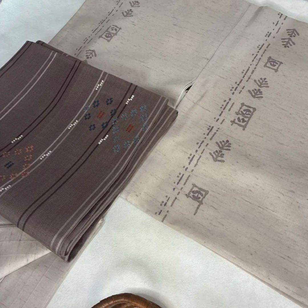 着物単品　袷　白山工房 牛首紬　染色家 市川純一郎　薄小豆色　草花　作家もの