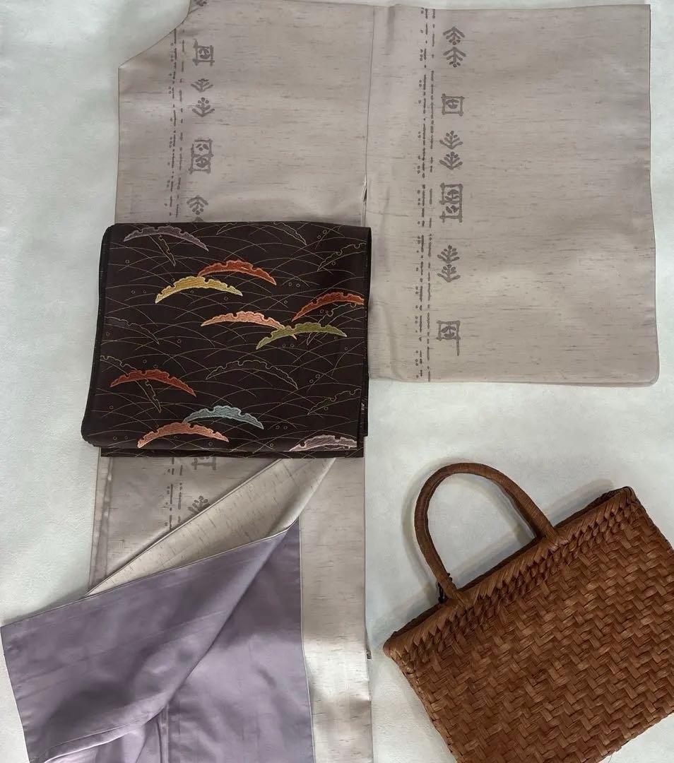 着物単品　袷　白山工房 牛首紬　染色家 市川純一郎　薄小豆色　草花　作家もの