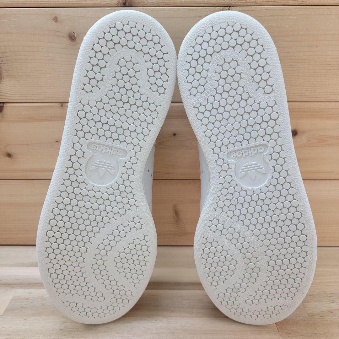 アディダス スタンスミス LUX ホワイト/ブラック 24cm