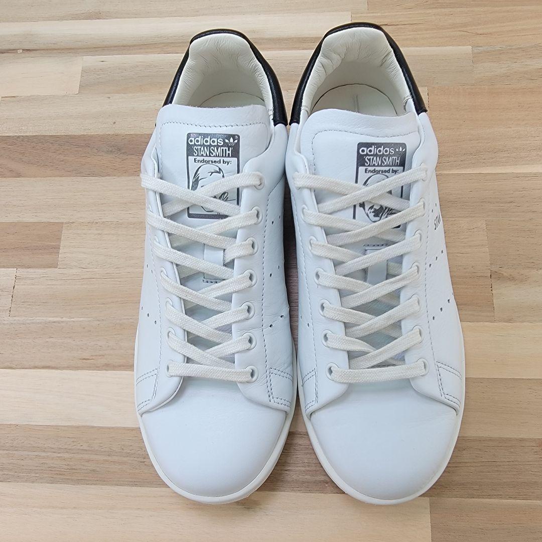 アディダス スタンスミス LUX ホワイト/ブラック 24cm