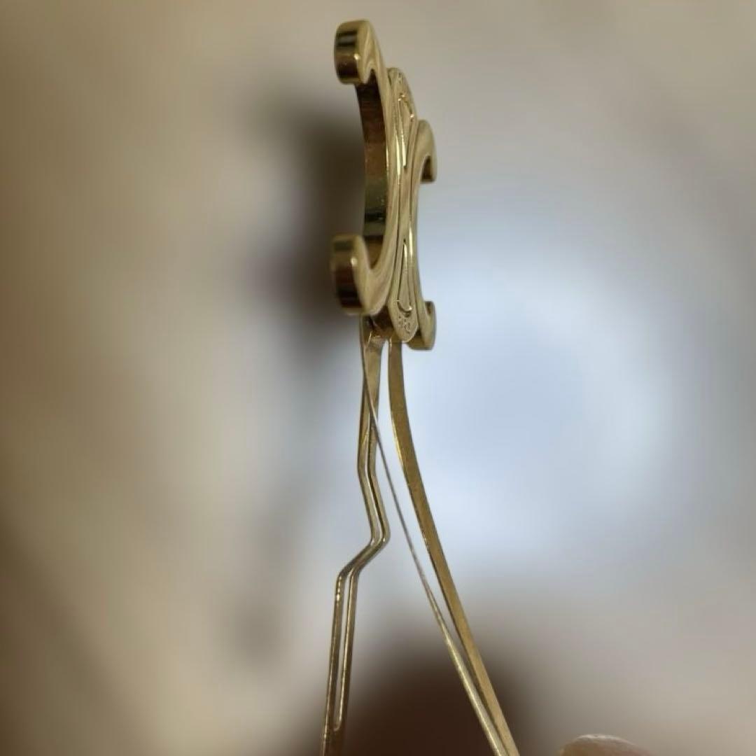 CELINE トリオンフゴールドヘアピン1点のみ