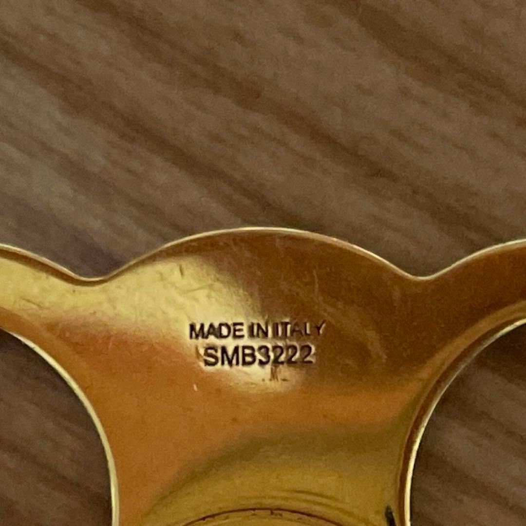 CELINE トリオンフゴールドヘアピン1点のみ