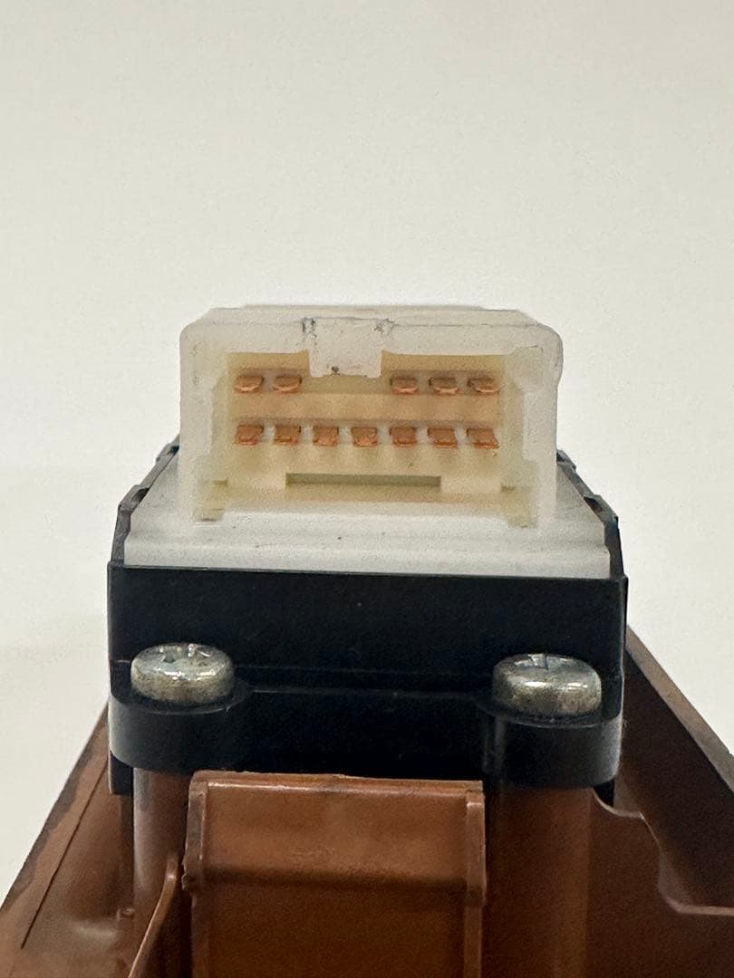 日産 WY30 パワーウィンドウスイッチ 運転席側