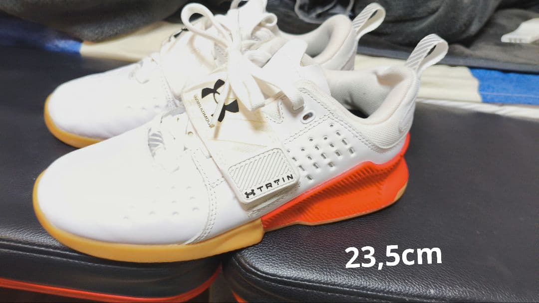 Under Armour HOVR Rise 2 ホワイト/オレンジ23.5cm