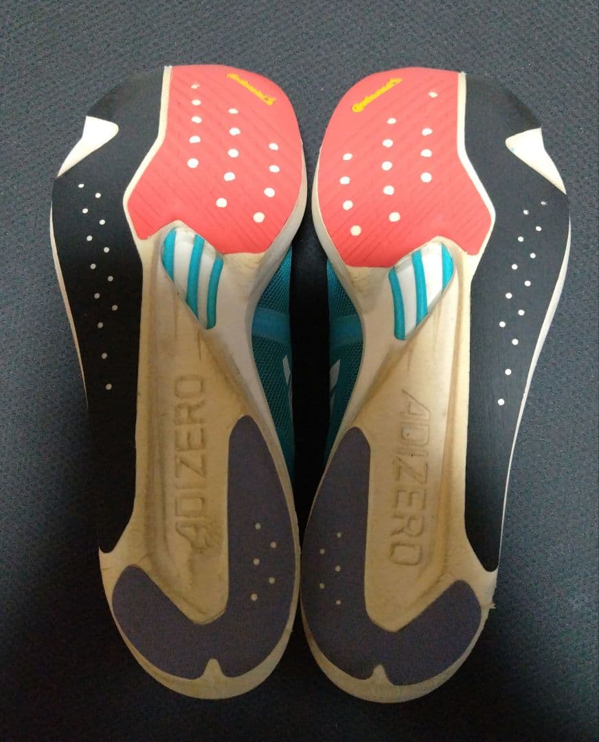 アディダス アディゼロ タクミセン9 26.0㎝