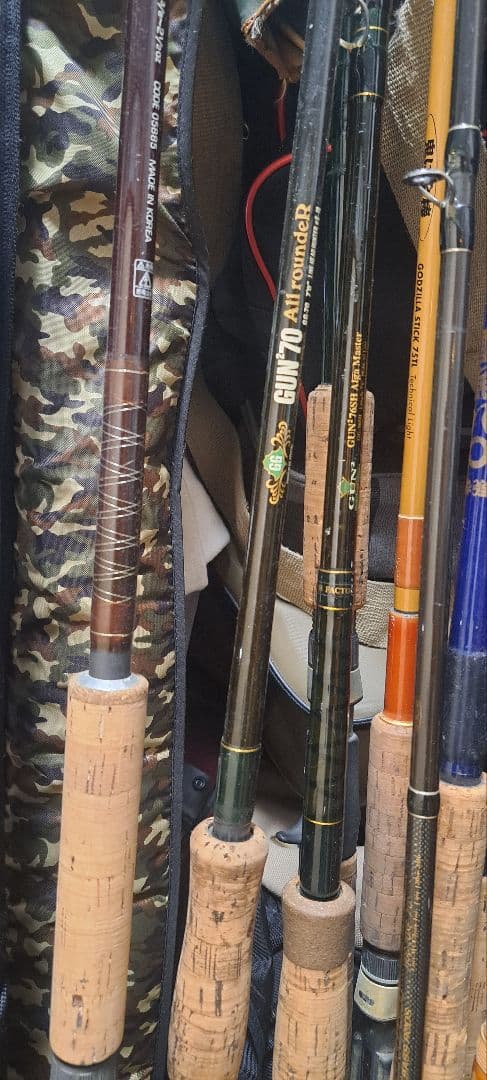 SAURUS ゴリアテ マグナムハスキー 雷魚77 雷魚ロッド