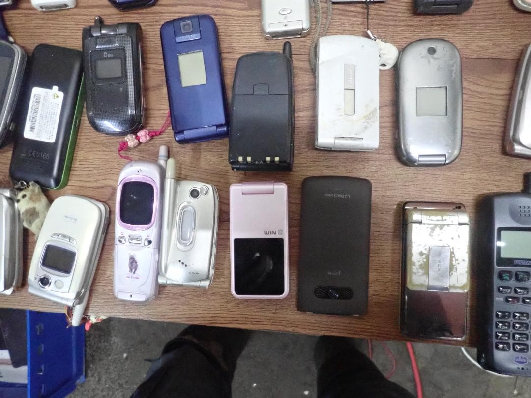 む*！様 携帯電話 ジャンク多数